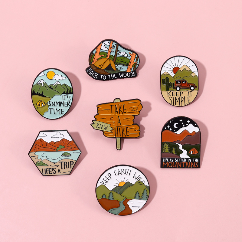 Camping Outdoors Enamel Pins C - Outdoor Adventure Friends 评论和价格